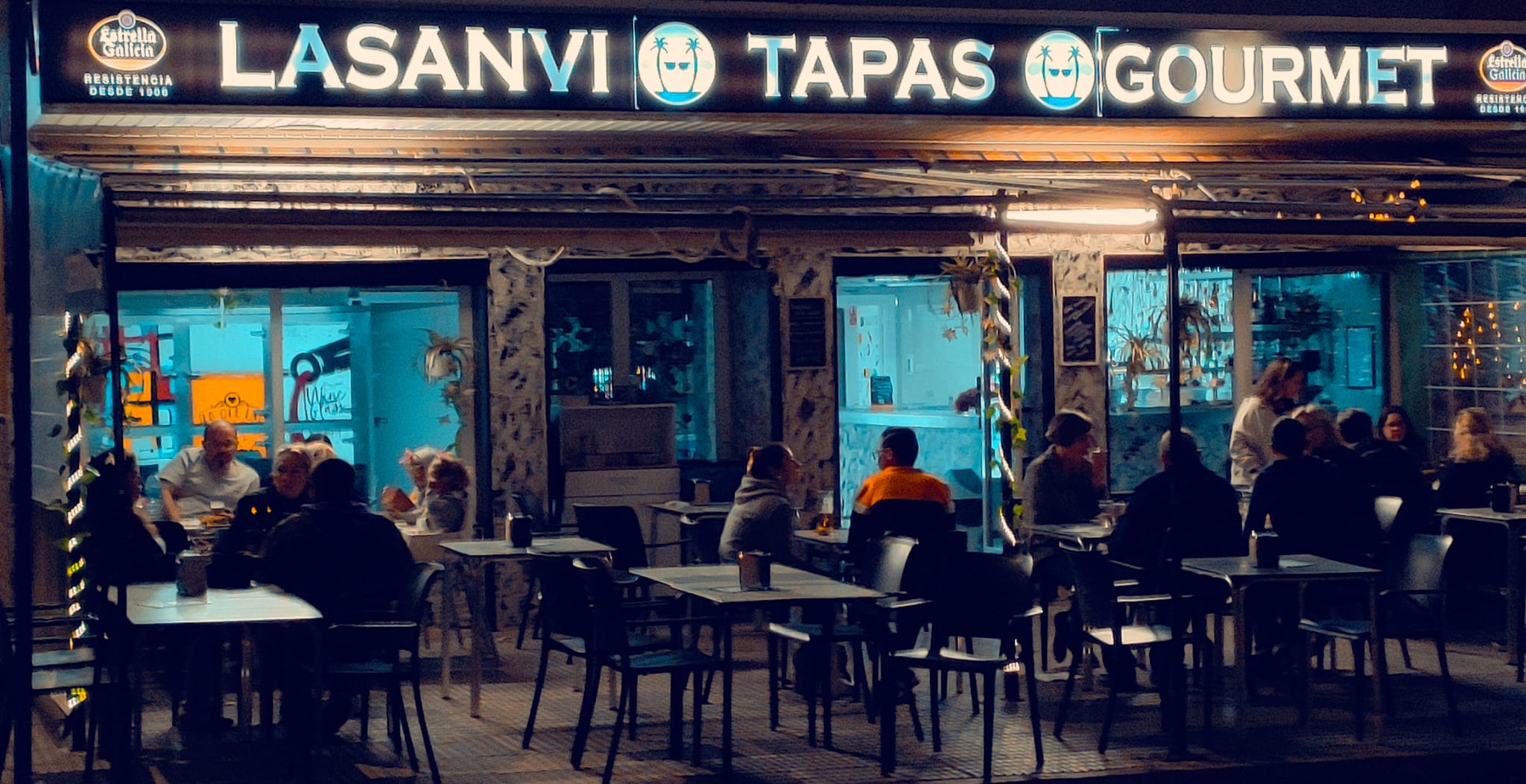 Foto de la terraza de noche